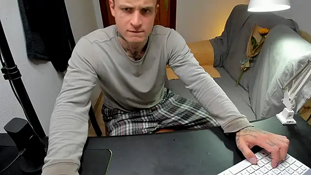 layneinchains online show from April 2026 03:07:01 PM