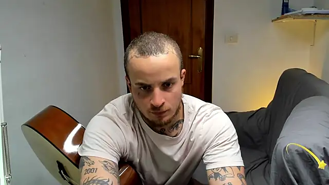 layneinchains online show from July 2026 02:05:01 PM