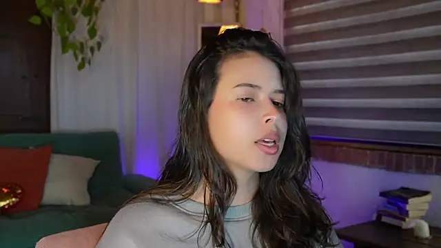 Kozzy  online show from April 2026 10:23:02 PM