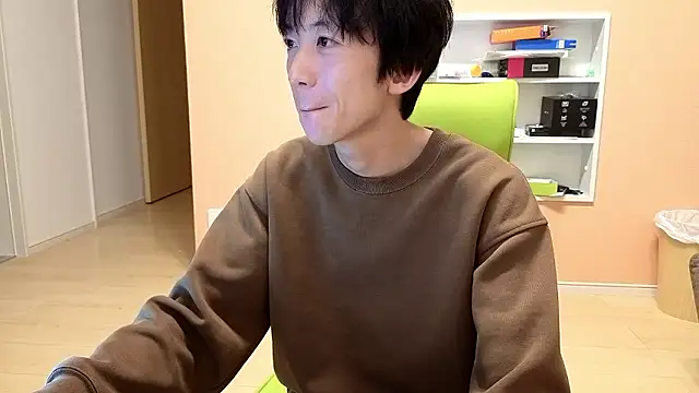 Snapshot of freeeeeessssss111 chatting on November 2025 09:10:01 AM freeeeeessssss111 online show from November 2025 09:10:01 AM