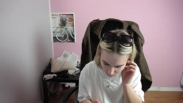 viktoria lovely online show from March 2026 08:09:01 AM