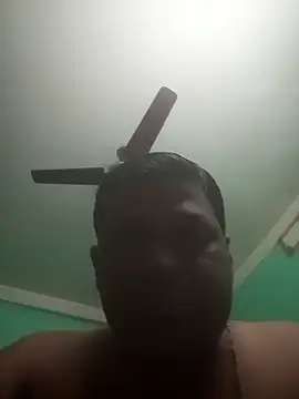 Snapshot of ssamit0808 chatting on December 2024 07:43:01 PM ssamit0808 online show from December 2024 07:43:01 PM