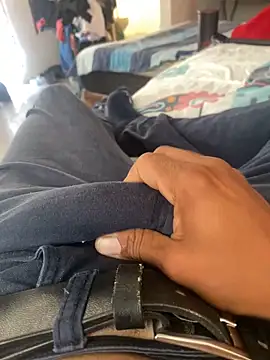 negro15cm17 online show from February 2025 10:49:02 PM