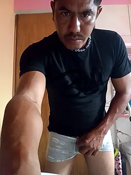 negro15cm17 online show from October 2025 05:22:02 PM