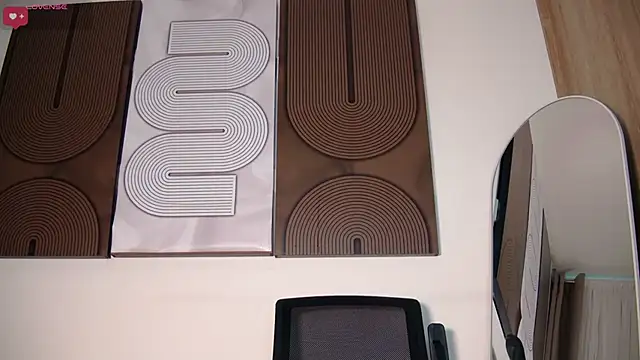 aidaadams online show from March 2026 11:25:02 AM