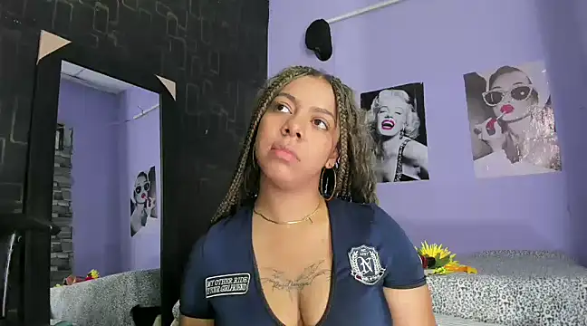 Alika01 online show from March 2025 11:31:01 PM