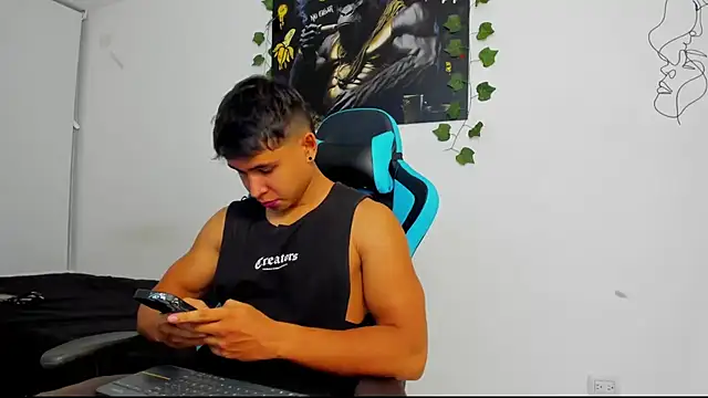 Snapshot of Bray_Kevin chatting on January 2025 12:43:02 AM Bray Kevin online show from January 2025 12:43:02 AM