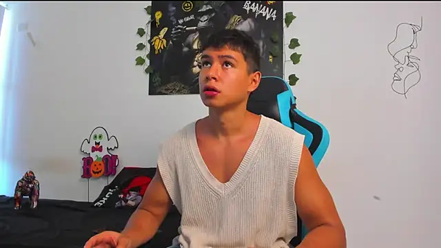 Snapshot of Bray_Kevin chatting on February 2025 03:31:02 PM Bray Kevin online show from February 2025 03:31:02 PM