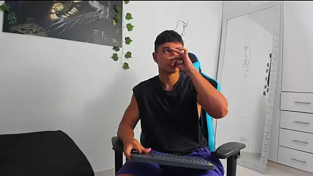 Snapshot of Bray_Kevin chatting on February 2025 11:26:01 PM Bray Kevin online show from February 2025 11:26:01 PM