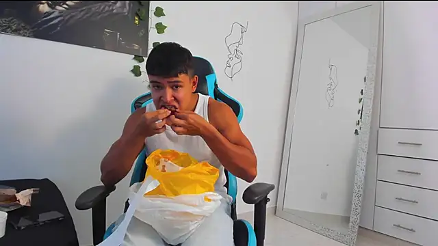 Snapshot of Bray_Kevin chatting on March 2025 07:45:02 PM Bray Kevin online show from March 2025 07:45:02 PM