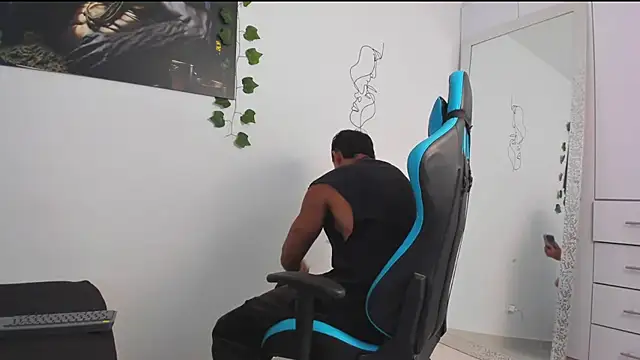 Snapshot of Bray_Kevin chatting on March 2025 04:24:01 PM Bray Kevin online show from March 2025 04:24:01 PM