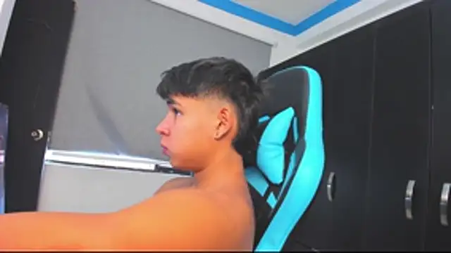 Snapshot of Bray_Kevin chatting on October 2025 06:09:01 PM Bray Kevin online show from October 2025 06:09:01 PM