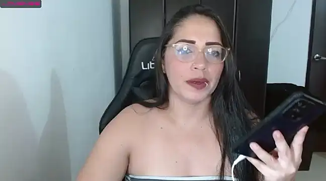 natashasmithe online show from December 2024 03:09:02 AM