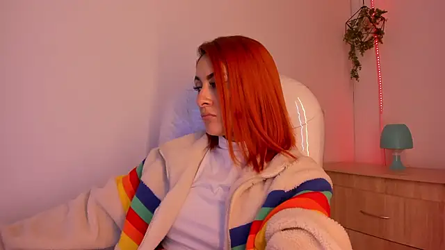 Tiarha online show from December 2024 04:33:01 AM