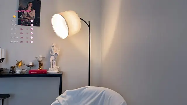 Monika Taylor17 online show from March 2026 06:19:01 AM