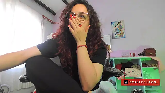 Snapshot of Scarletleon77 chatting on January 2025 05:33:02 PM Scarletleon77 online show from January 2025 05:33:02 PM