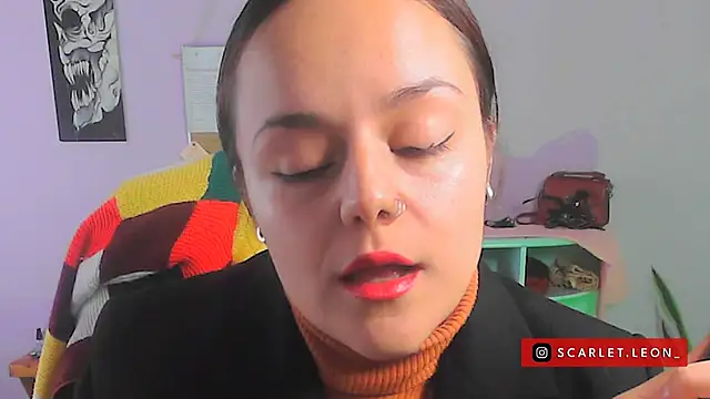 Snapshot of Scarletleon77 chatting on January 2025 04:17:02 PM Scarletleon77 online show from January 2025 04:17:02 PM