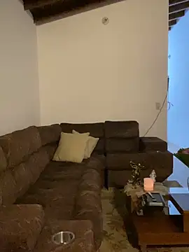 PUSHYLATE online show from February 2026 03:32:02 AM