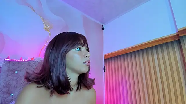 Khassia f32 online show from March 2025 10:51:01 AM