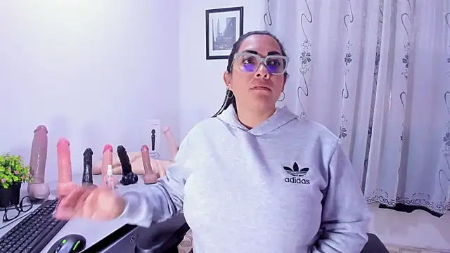 MelissaaCortes online show from February 2026 01:07:02 PM