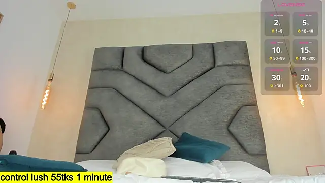 Snapshot of Liinda_Saenz chatting on October 2025 11:44:02 AM Liinda Saenz online show from October 2025 11:44:02 AM