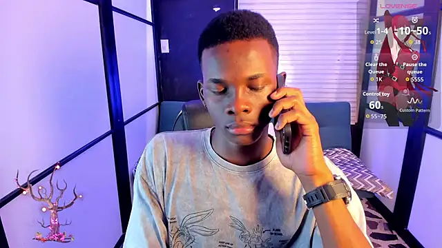 JacksonMuller  online show from November 2025 01:33:01 PM