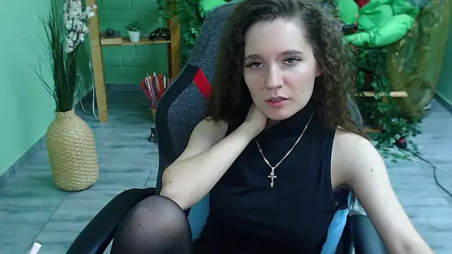 Miss Barbara  online show from February 2025 09:49:01 PM