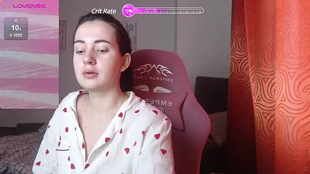 Snapshot of SweetieKendl chatting on February 2025 02:03:02 PM SweetieKendl online show from February 2025 02:03:02 PM