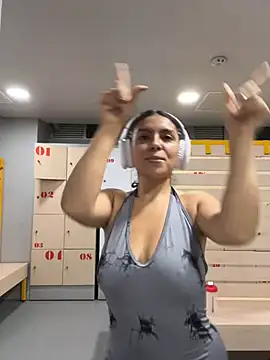 Nathcurly  online show from January 2025 03:33:01 AM