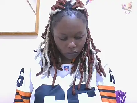 tanishacute online show from November 2025 05:08:02 AM