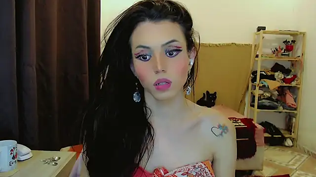 Sophie Fantasys online show from February 2026 01:01:02 AM