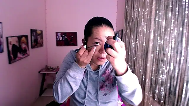 Cristal w online show from February 2025 12:55:01 PM