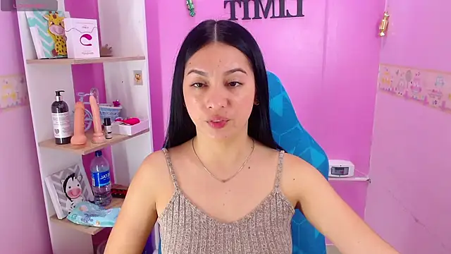 Lila Pinky online show from March 2025 08:54:01 PM