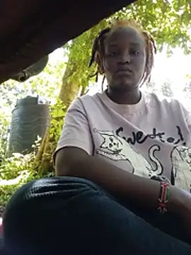 Snapshot of ebony_rubi chatting on June 2026 08:34:02 AM ebony rubi online show from June 2026 08:34:02 AM