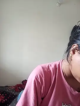 Snapshot of Anusri- chatting on June 2026 06:14:01 AM Anusri- online show from June 2026 06:14:01 AM