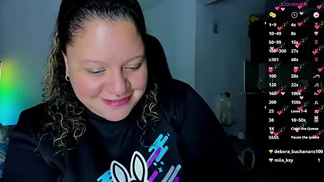 Snapshot of mariana_maze chatting on February 2025 05:31:02 AM mariana maze online show from February 2025 05:31:02 AM