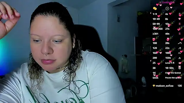 Snapshot of mariana_maze chatting on February 2025 06:53:02 AM mariana maze online show from February 2025 06:53:02 AM