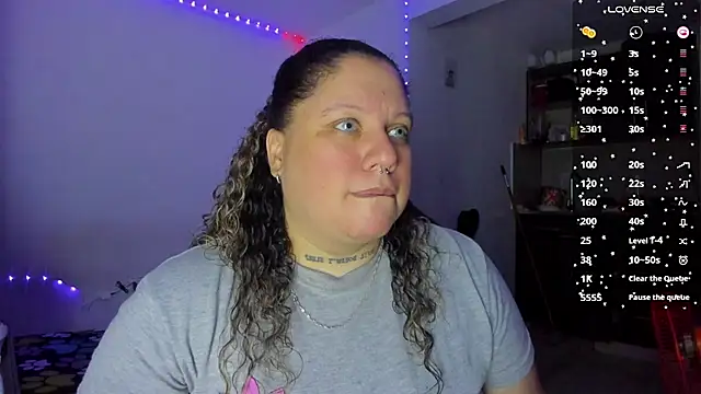 Snapshot of mariana_maze chatting on October 2025 05:51:02 AM mariana maze online show from October 2025 05:51:02 AM