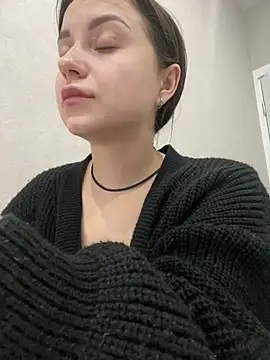 Snapshot of ellie_ssexy chatting on January 2025 04:48:02 AM ellie ssexy online show from January 2025 04:48:02 AM