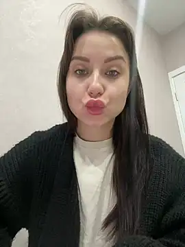 Snapshot of ellie_ssexy chatting on January 2025 04:54:01 AM ellie ssexy online show from January 2025 04:54:01 AM