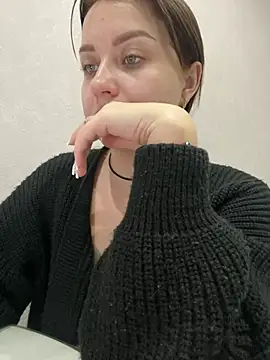 Snapshot of ellie_ssexy chatting on January 2025 04:48:02 AM ellie ssexy online show from January 2025 04:48:02 AM