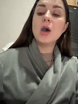 ellie ssexy online show from October 2025 08:20:01 PM