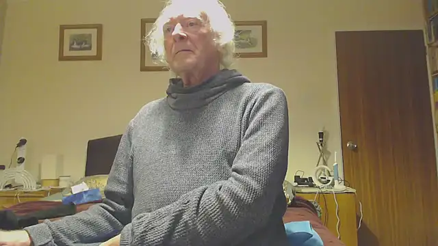 Snapshot of WaverlyKernow chatting on January 2025 09:20:01 PM WaverlyKernow online show from January 2025 09:20:01 PM