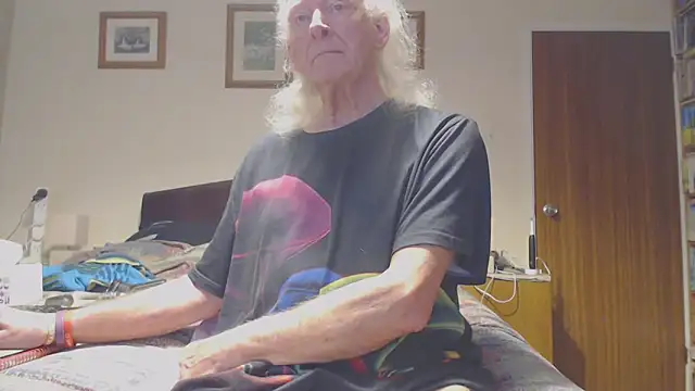 WaverlyKernow online show from March 2026 09:05:01 AM