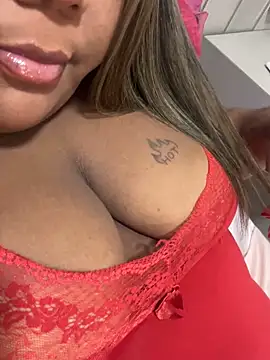 Snapshot of MedusaHot69 chatting on May 2026 01:03:01 AM MedusaHot69 online show from May 2026 01:03:01 AM