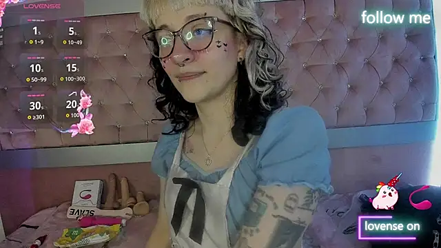 Snapshot of neeko_princes chatting on May 2026 04:04:02 PM neeko princes online show from May 2026 04:04:02 PM