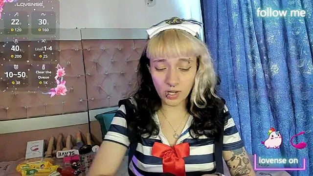 Snapshot of neeko_princes chatting on June 2026 12:37:01 PM neeko princes online show from June 2026 12:37:01 PM