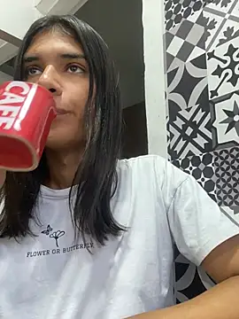 Snapshot of mariy_ chatting on January 2025 09:04:02 PM mariy  online show from January 2025 09:04:02 PM