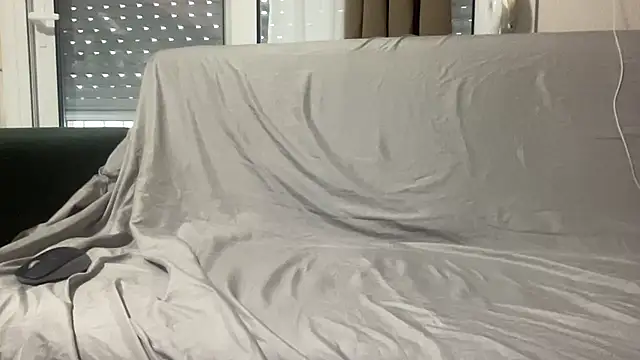 Akismegls online show from April 2026 01:59:02 PM