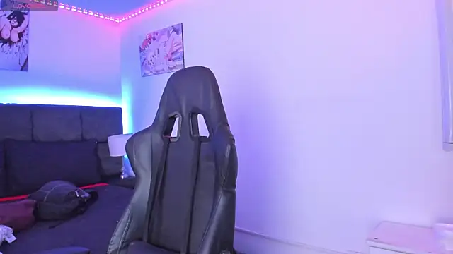 Snapshot of Megan_Miles02 chatting on November 2025 08:00:01 PM Megan Miles02 online show from November 2025 08:00:01 PM